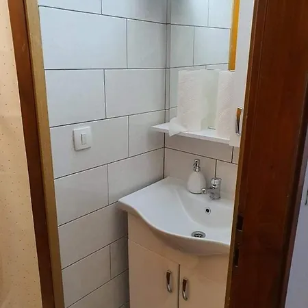 Aldi 4 Apartman *