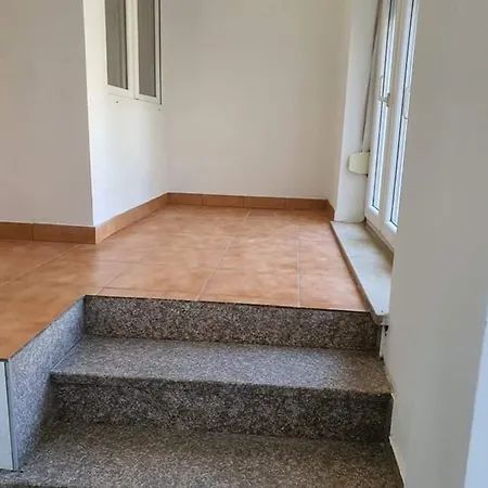 Aldi 4 Apartment